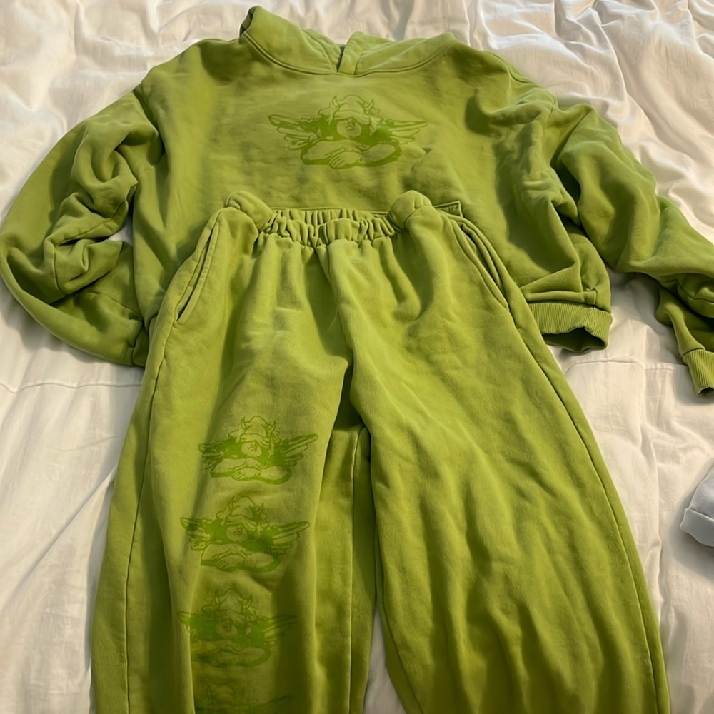 Boys Lie Sweatset